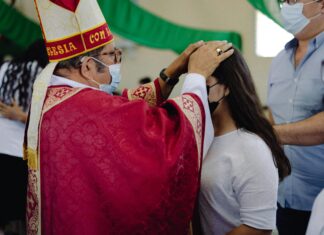 Catholic Confirmation: Powerful Insights to Deepen Your Faith Journey