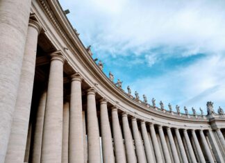 St Charles Borromeo Catholic Church: Discover Its Rich History & Beauty