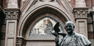 St John Vianney Catholic Church: Discover Its Inspiring Legacy Today