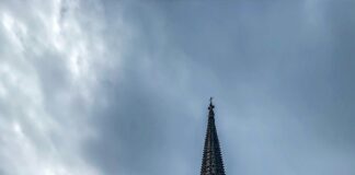 Dowling Catholic High School: Discover What Makes It Exceptional