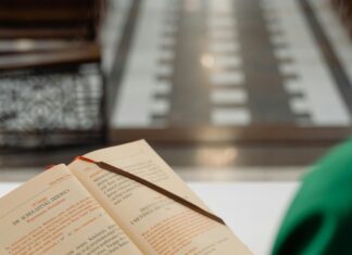 Catholic Mass Readings For Today: Discover Powerful Spiritual Insights