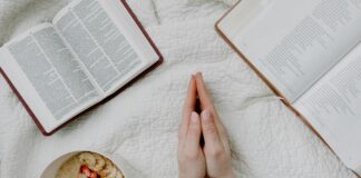 Catholic Prayers That Transform Your Faith: Powerful Spiritual Guide