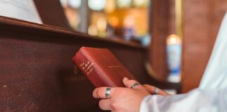 Difference Between Christian And Catholic: Key Insights You Must Know