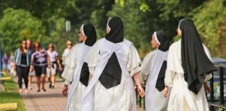 Discover Erika Kirk’s Faith: Is She Catholic?